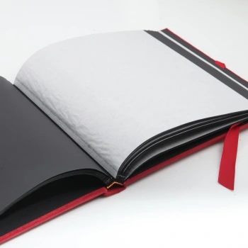 Album wklejany Velvet Ruby (tradycyjny 40 czarnych stron)